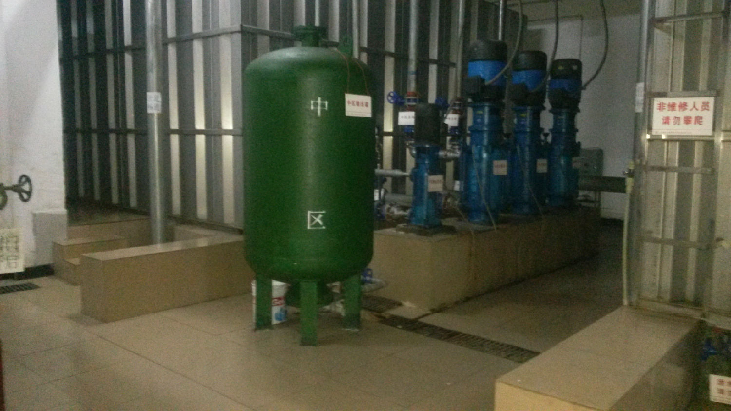 小區(qū)供水設(shè)備遠程在線監(jiān)控現(xiàn)場圖二