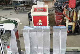 新款200GO二合一 NC送料機(jī)、輸送帶、疊料臺(tái)